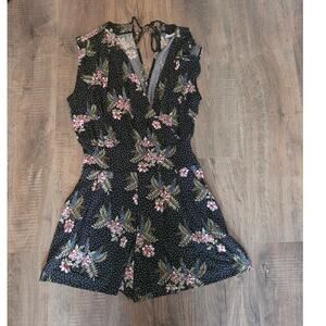 CAbi Floral Faux Wrap Smocked Waist Romper M - Style 5608